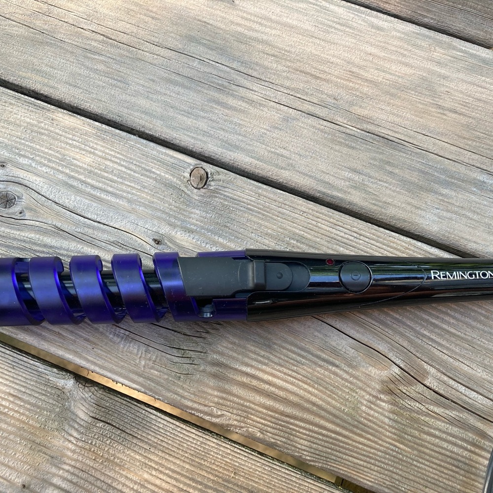 Remington Curl Perfect Style Solutions Spiral Curling Iron CI-6219 Purple Black
